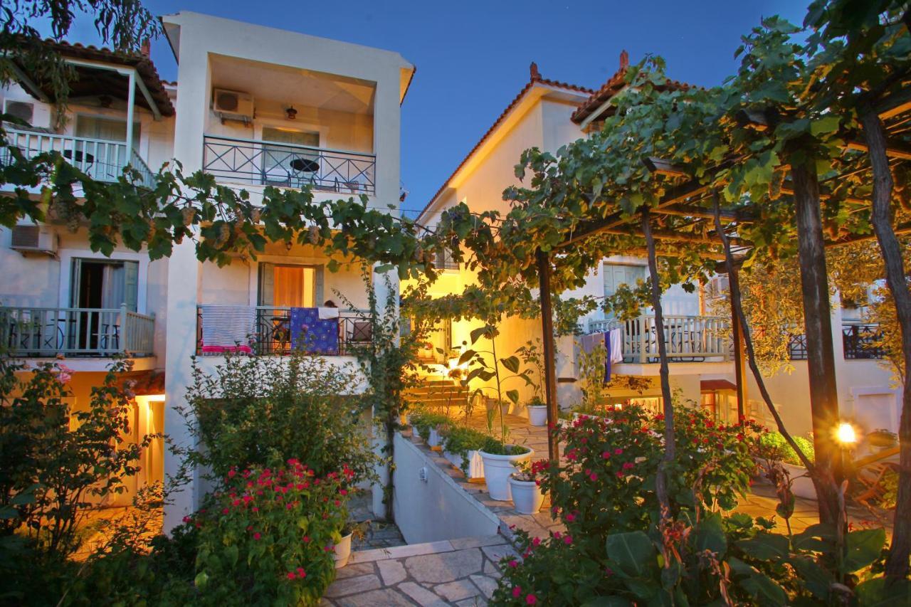 Pansion Prodromina Hotel Skopelos Town Exterior photo